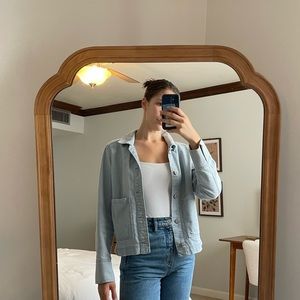 Light Blue Jacket BDG / UO 💙🤍